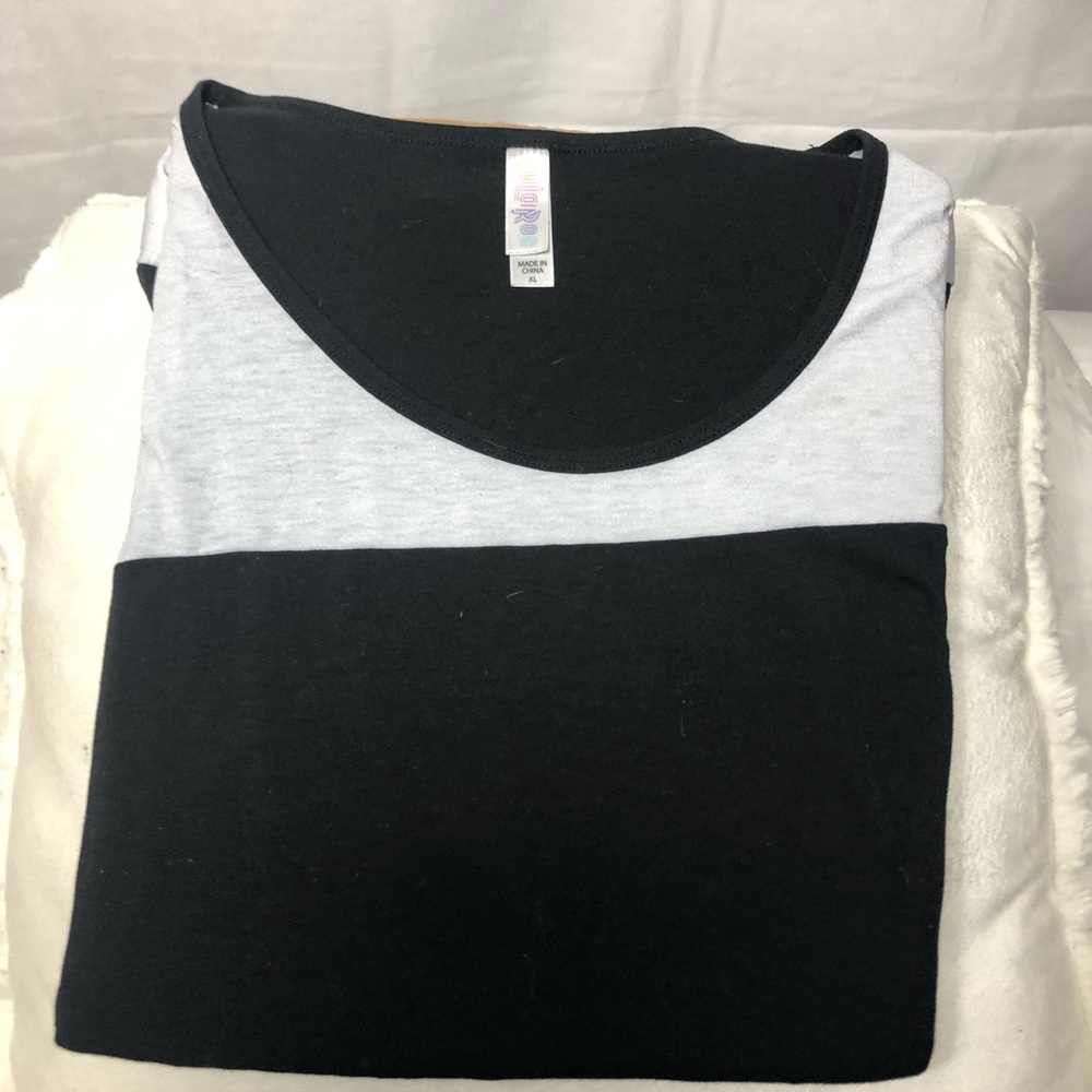 Lula Roe Black and white shirt XL